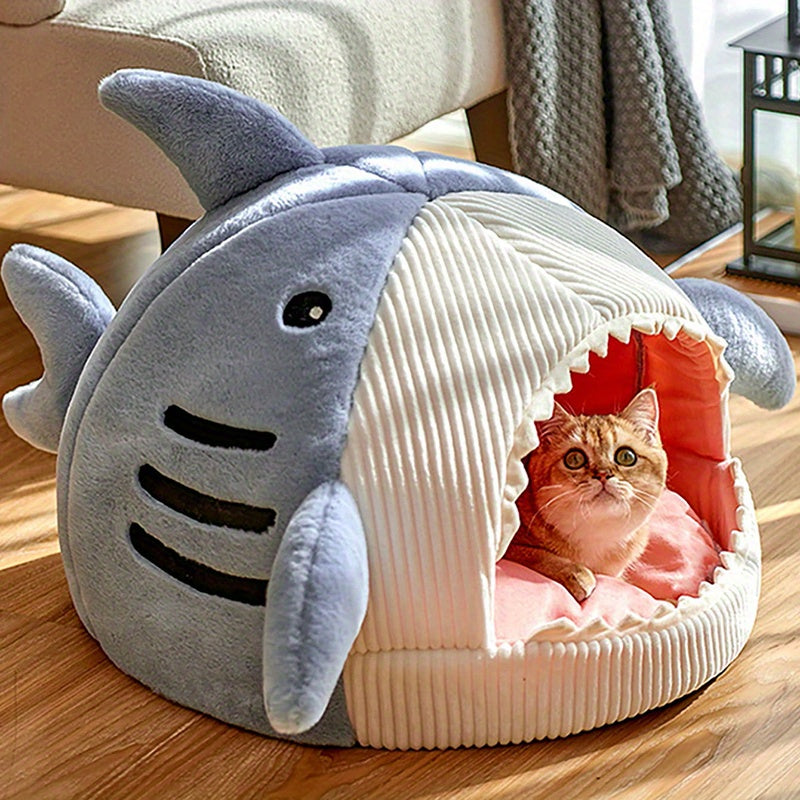 Soft Washable Mat for Small and Large Cats - Cozy Cat Bed, Perfect Hideout House for Your Furry Friend