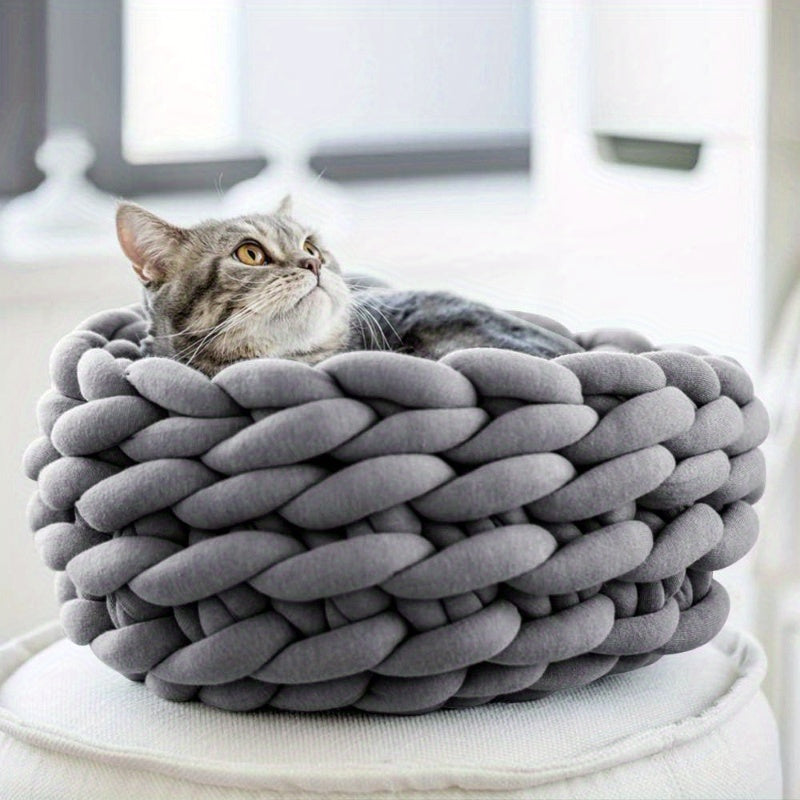 1pc Lucky Monet Cat Cave Bed, Knitted Round Pet Bed, Cute Bohemian Style Warm Woven Nest, Suitable for Puppies and Cats