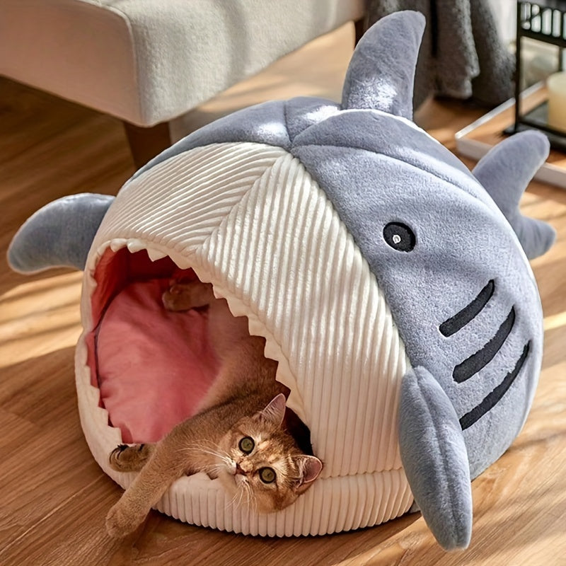 Soft Washable Mat for Small and Large Cats - Cozy Cat Bed, Perfect Hideout House for Your Furry Friend